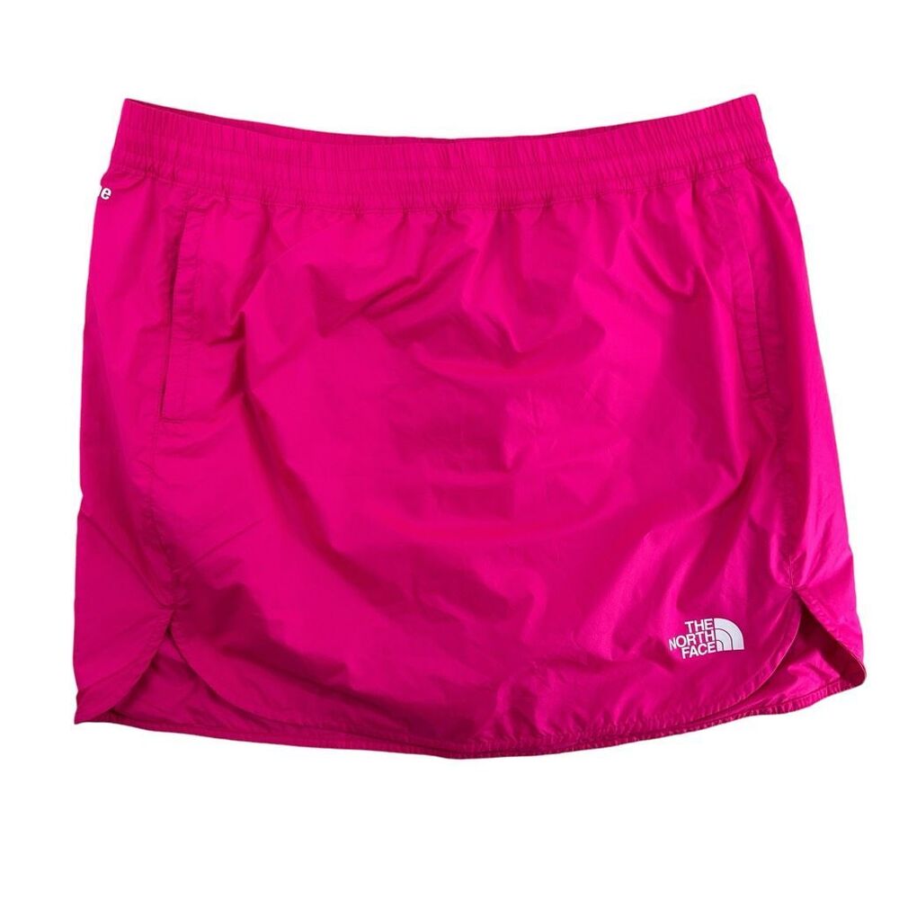 The North Face Women's Mini Skirt - Bright Pink